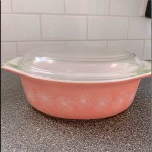 Pyrex Pink Daisy 043 casserole.